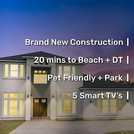 Newly Built Stylish Retreat With Designer Kitchen - Near Park & Beach Corpus Christi  Kültér fotó