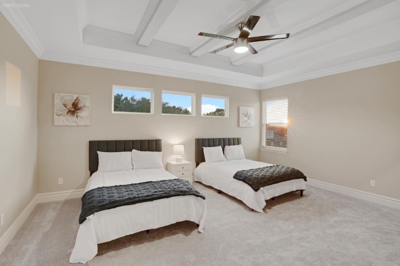 Newly Built Stylish Retreat With Designer Kitchen - Near Park & Beach Corpus Christi  Kültér fotó