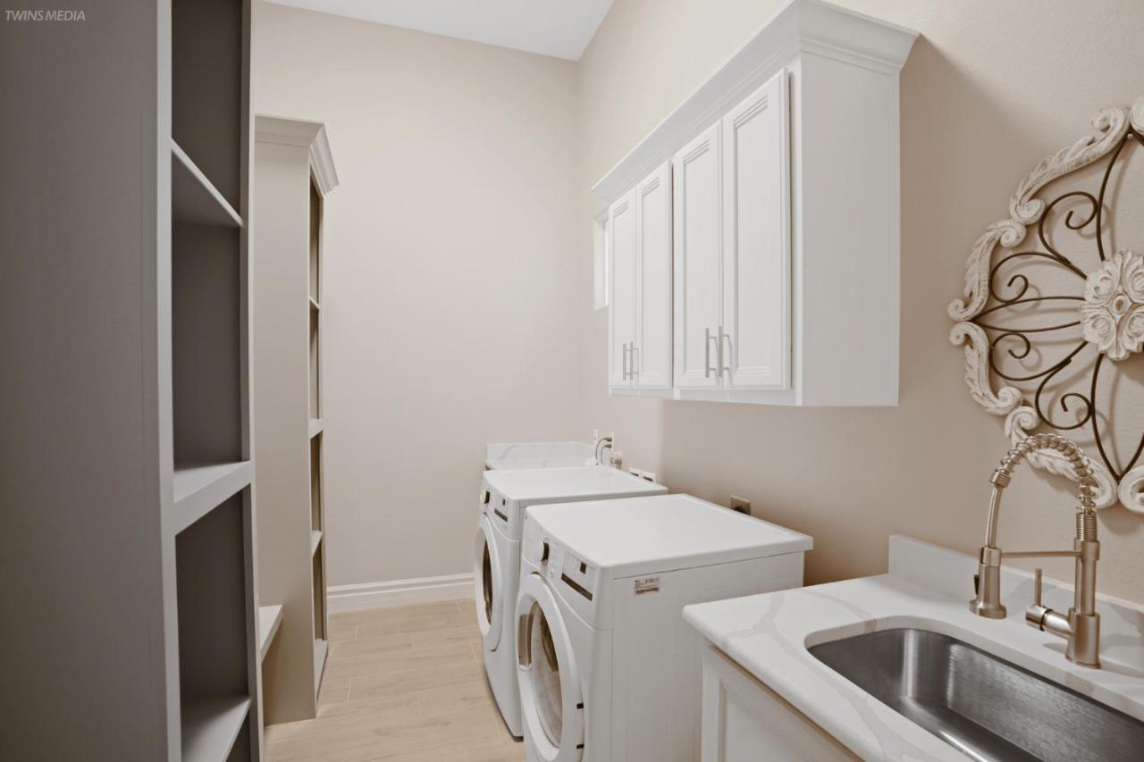 Newly Built Stylish Retreat With Designer Kitchen - Near Park & Beach Corpus Christi  Kültér fotó