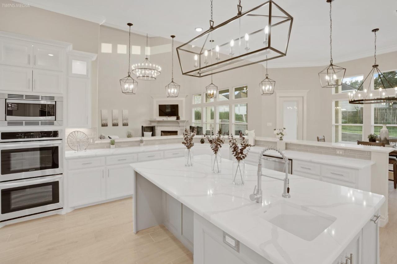 Newly Built Stylish Retreat With Designer Kitchen - Near Park & Beach Corpus Christi  Kültér fotó